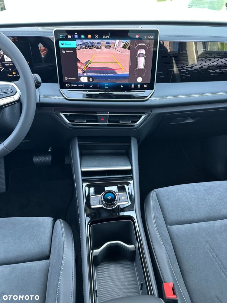 Volkswagen Tiguan 2.0 TDI 4Mot Elegance DSG - 23