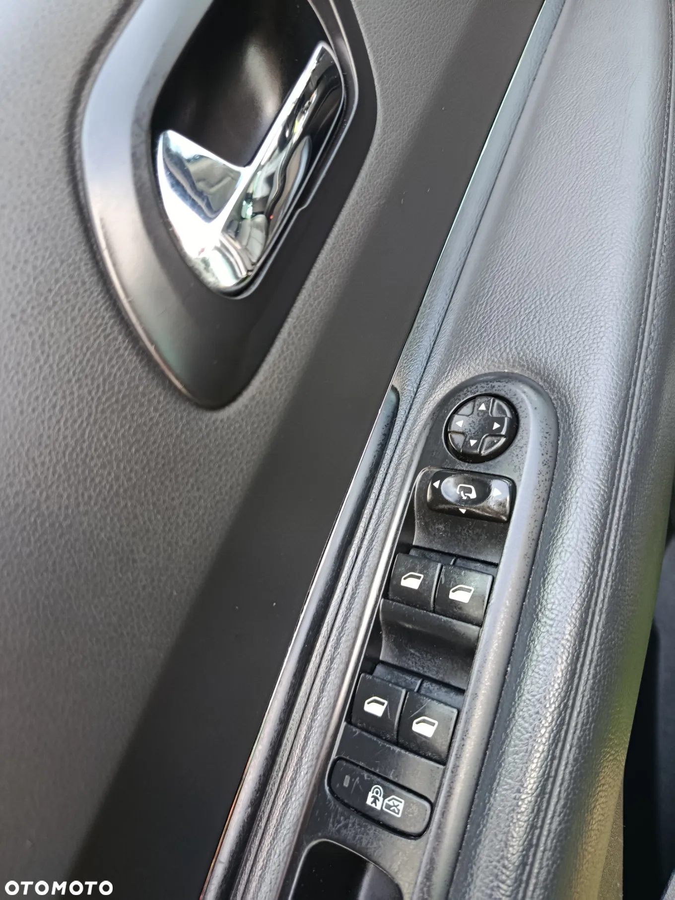 Peugeot 3008 - 13