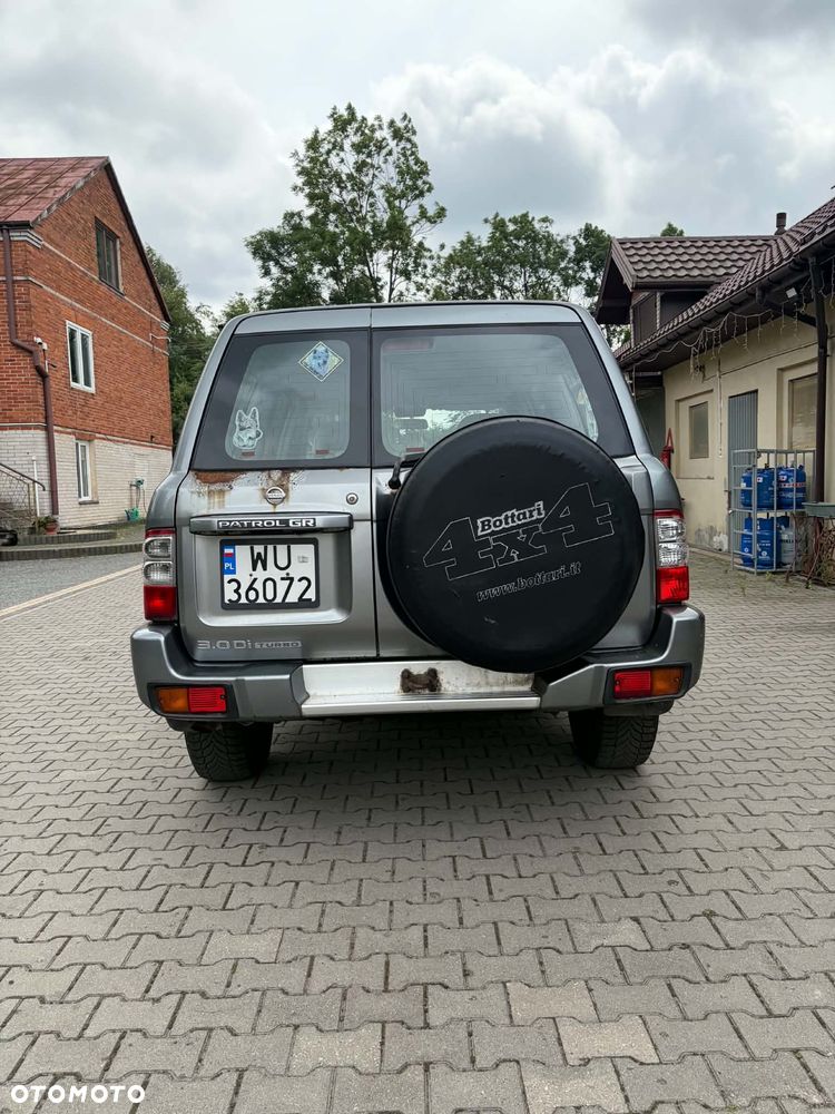 Nissan Patrol - 4