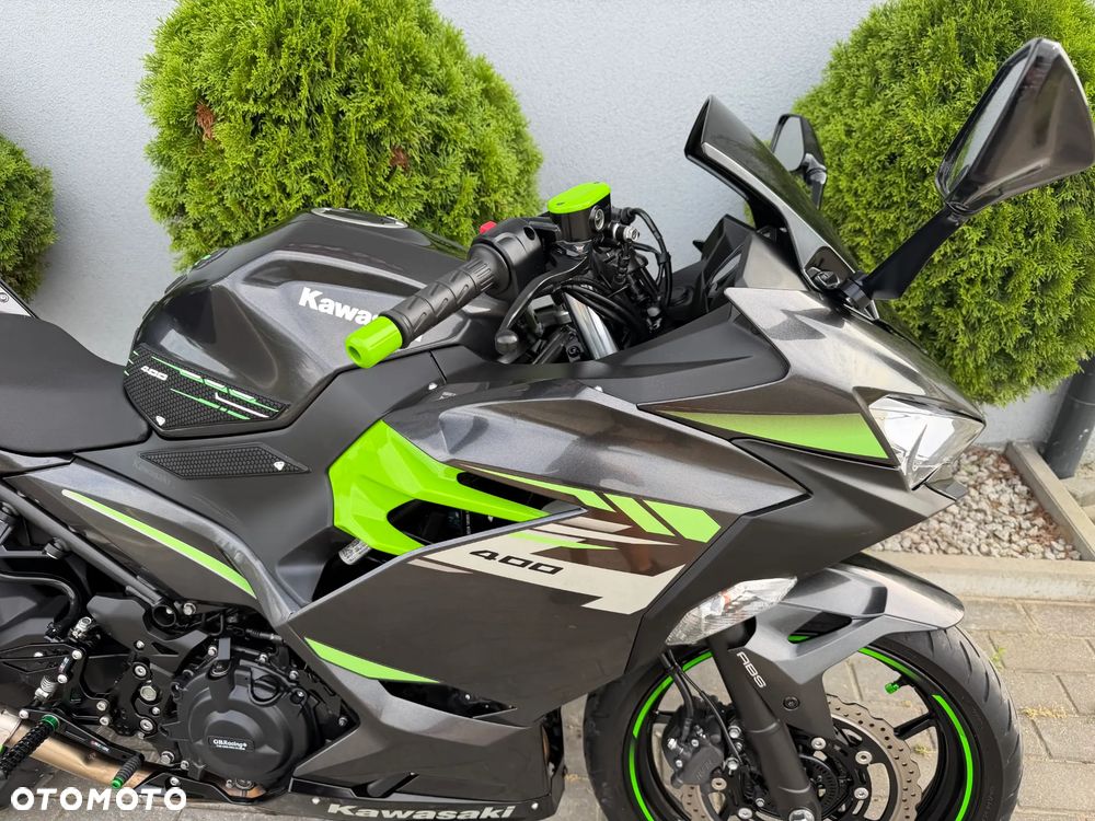 Kawasaki Ninja 400 - 15