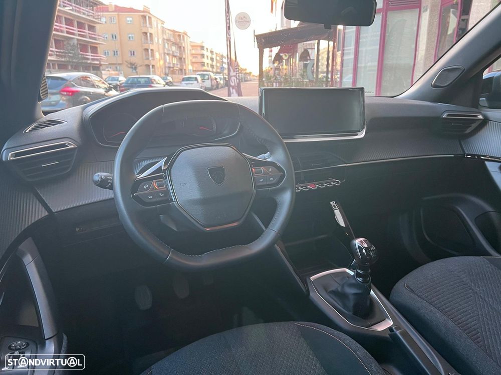 Peugeot 2008 1.2 Style - 9