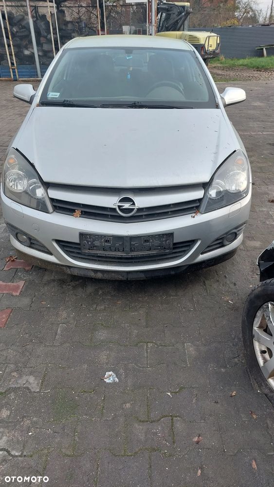 opel astra H 2005  3d 1,8 b lpg na części automat drzwi szyba maska klapa błotnik silnik rozrusznik itp - 2