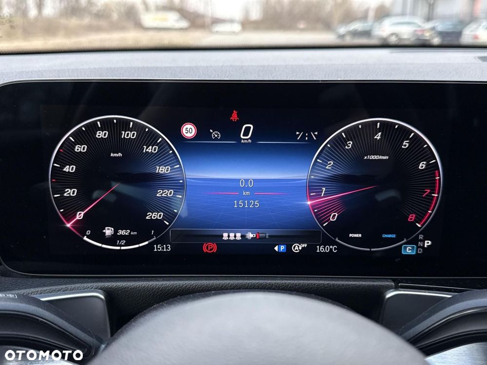 Mercedes-Benz GLB - 22