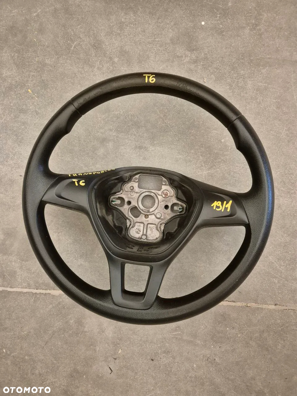 KIEROWNICA VW VOLKSWAGEN - 28