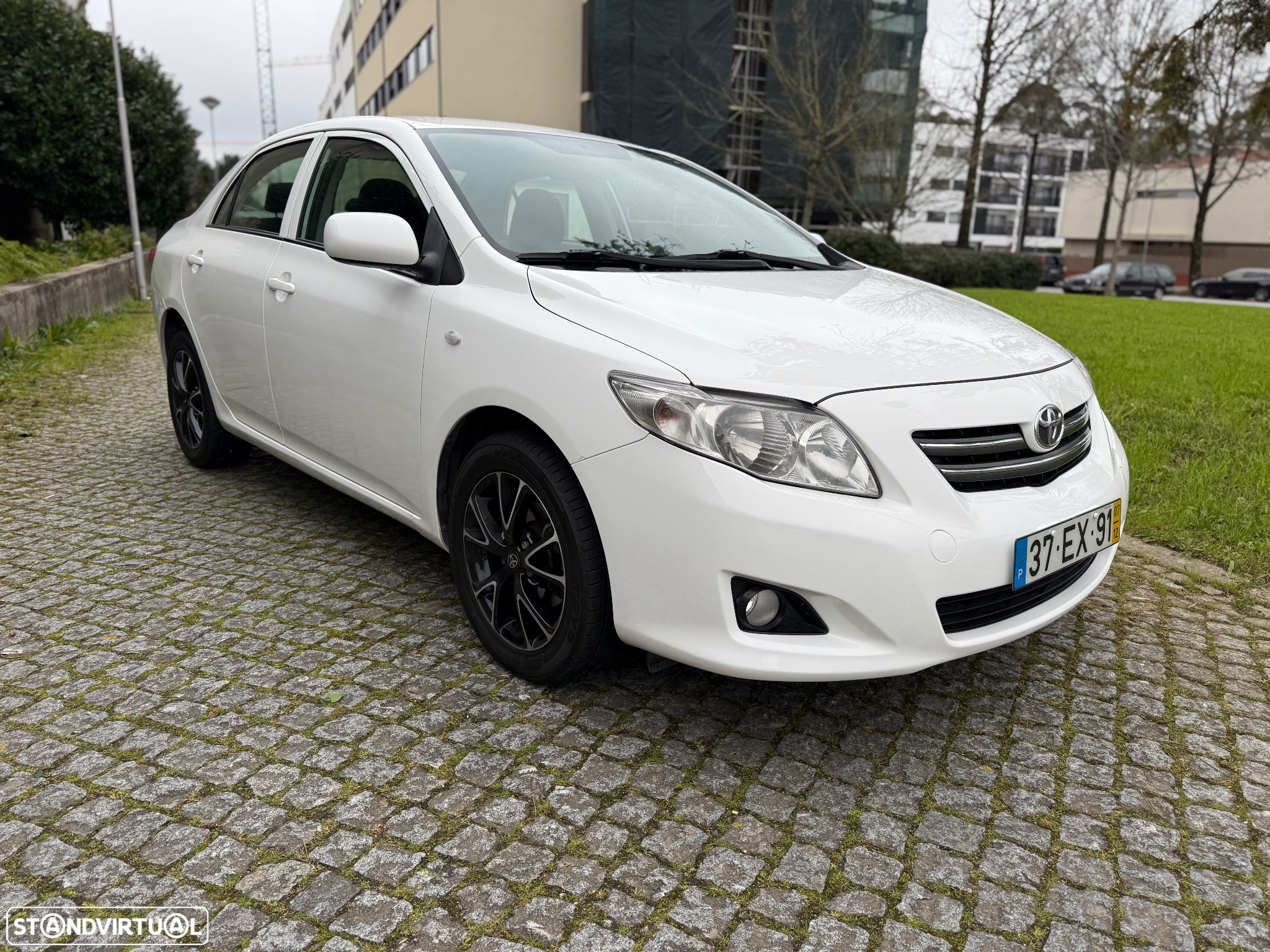 Toyota Corolla 1.4 D-4D Premium Plus - 5