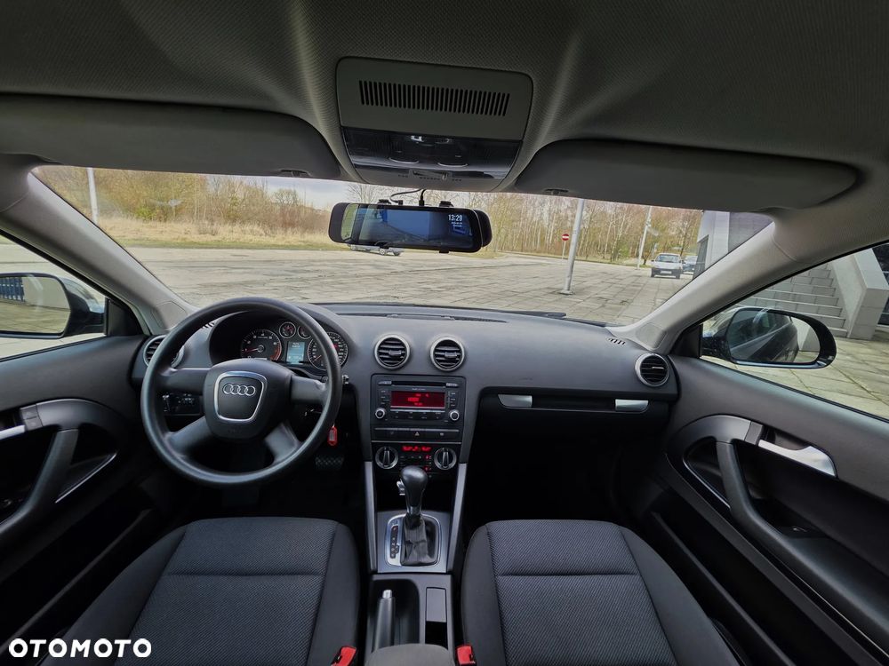 Audi A3 3-drzwiowe 1.6 S tronic Ambition - 10