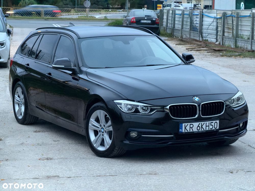 BMW Seria 3 320d Luxury Line sport - 4