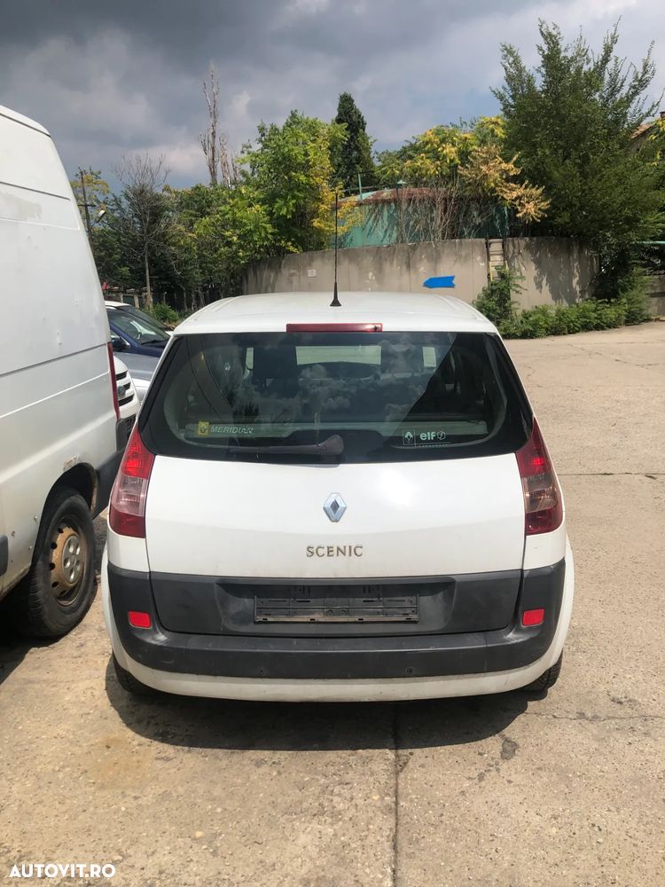 Dezmembrez Renault Scenic alb 2005 - 3