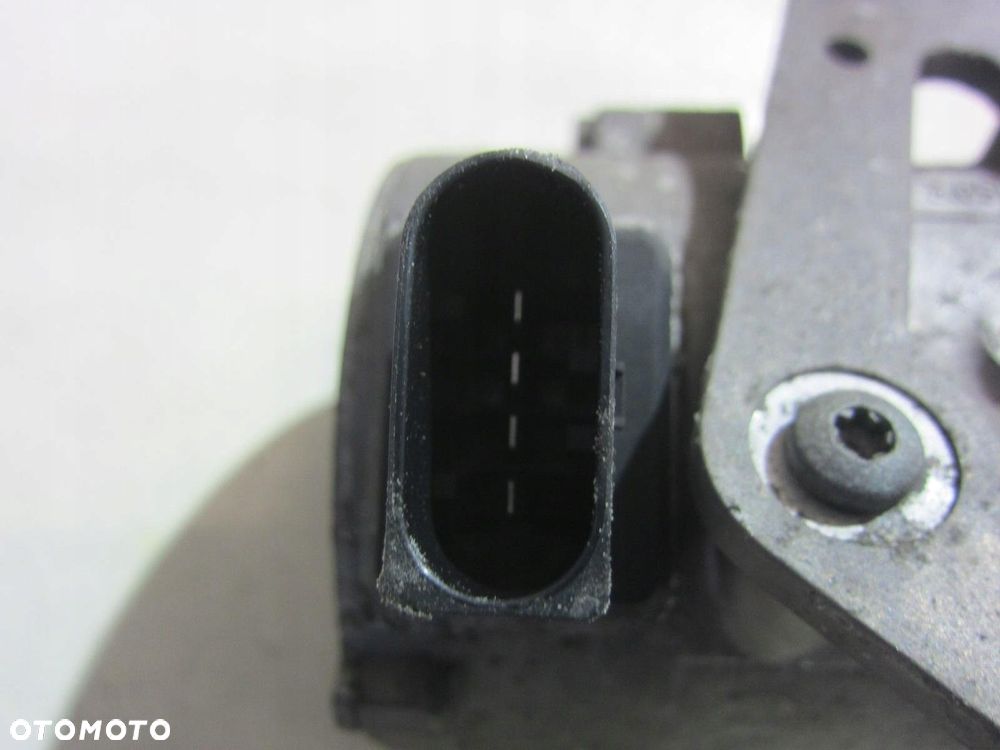 BMW X3 F25 F10 N52B30 3.0 POMPA WODY 11518635092 - 4