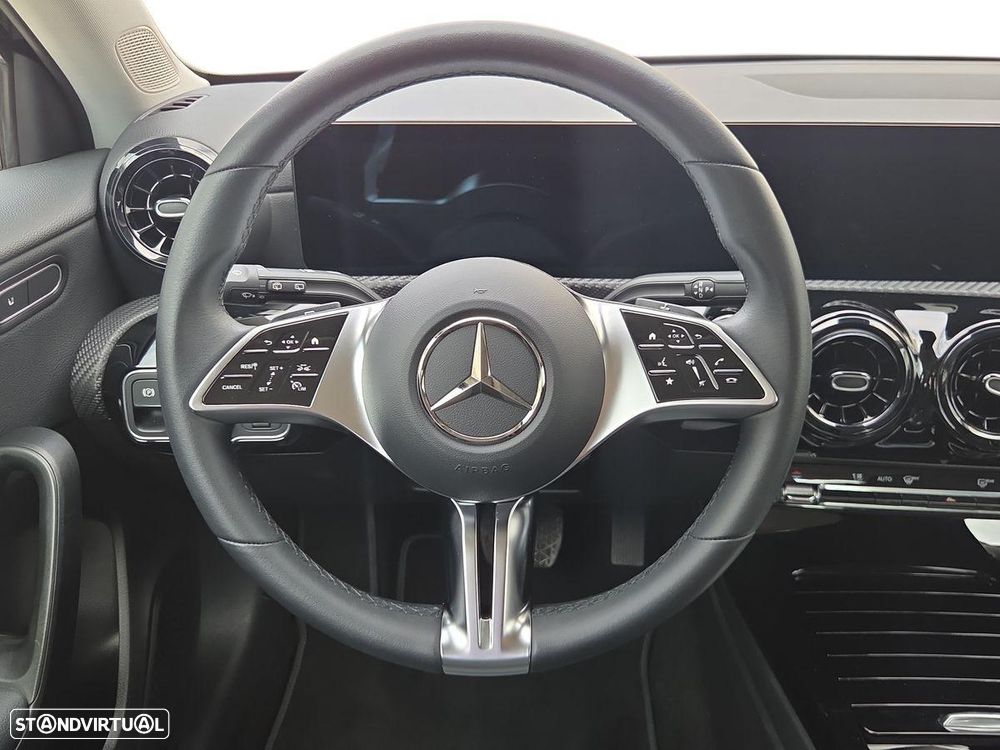 Mercedes-Benz A 200 Standard - 14