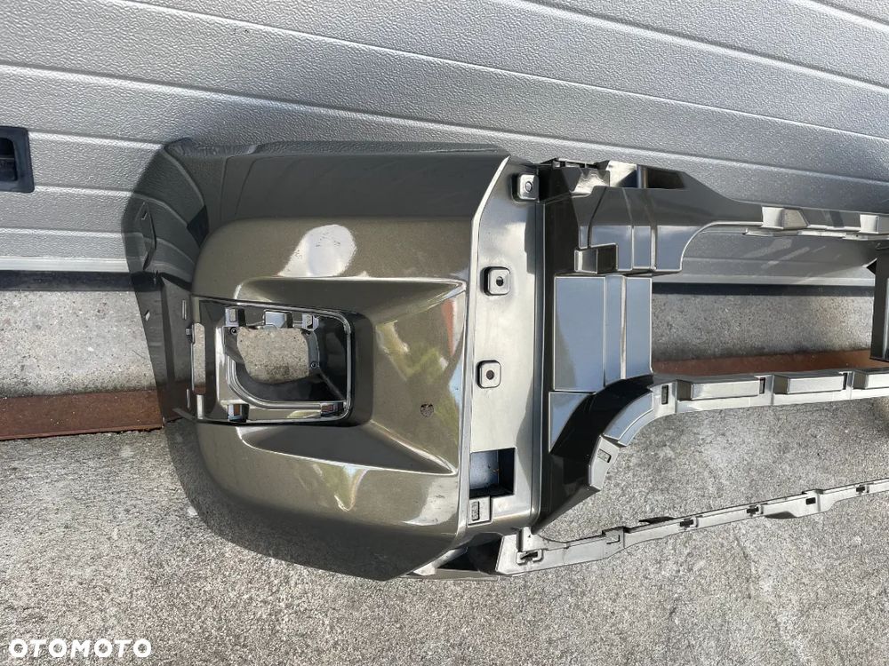 ZDERZAK PRZEDNI TOYOTA HILUX INVINCIBLE  2020-- PDC KRATKI - 3