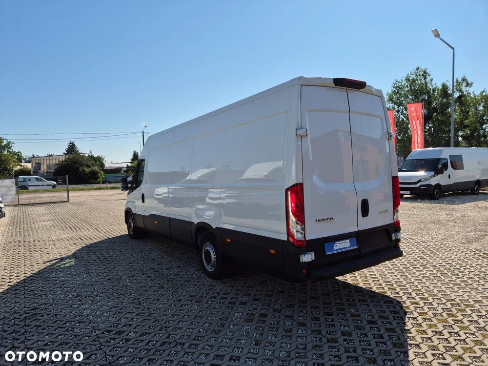 Iveco Daily 35S16 L4H2 blaszak MAXI, klimatyzacja, tempomat, 80 400KM - 9