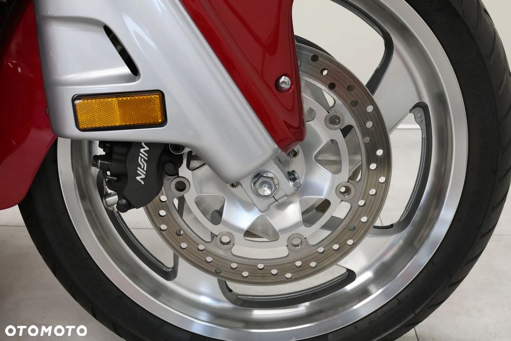 Honda GL - 25