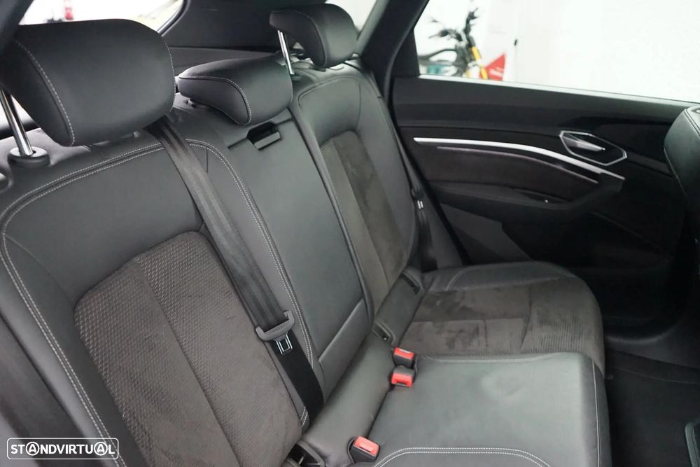 Audi e-tron 50 quattro S line - 54