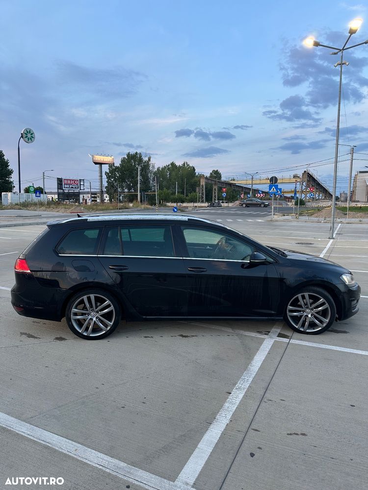 Volkswagen Golf - 3
