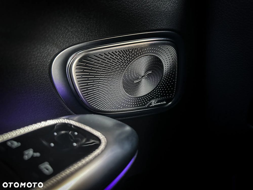 Mercedes-Benz GLC - 25