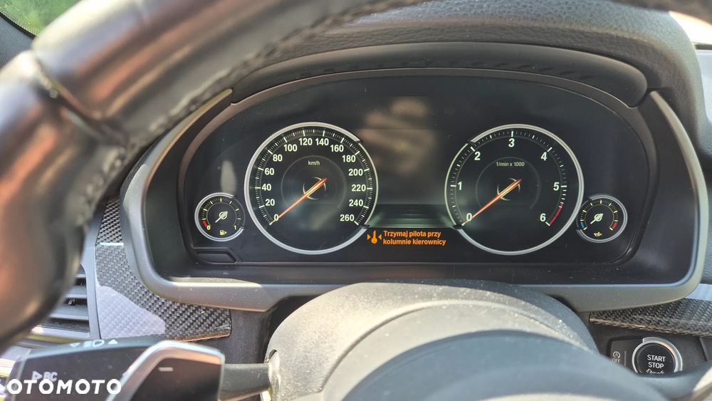 BMW X5 xDrive25d - 23