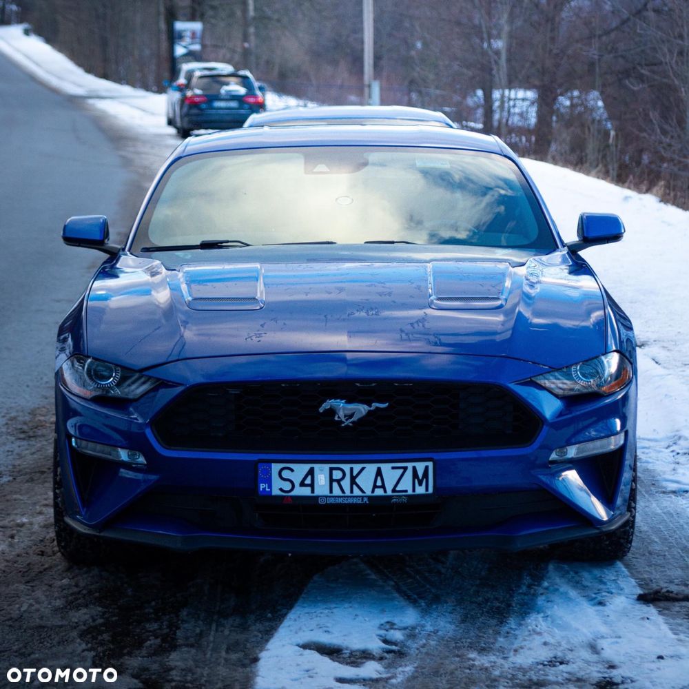Ford Mustang - 2