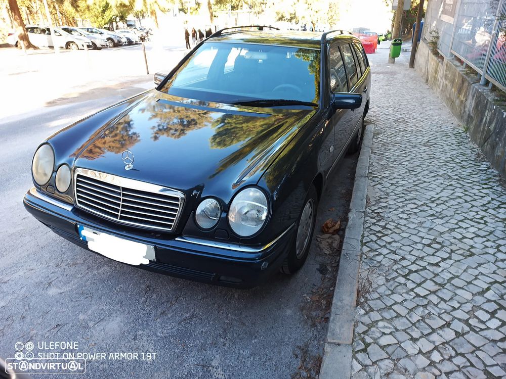 Mercedes-Benz E 220 CDI Elegance - 2