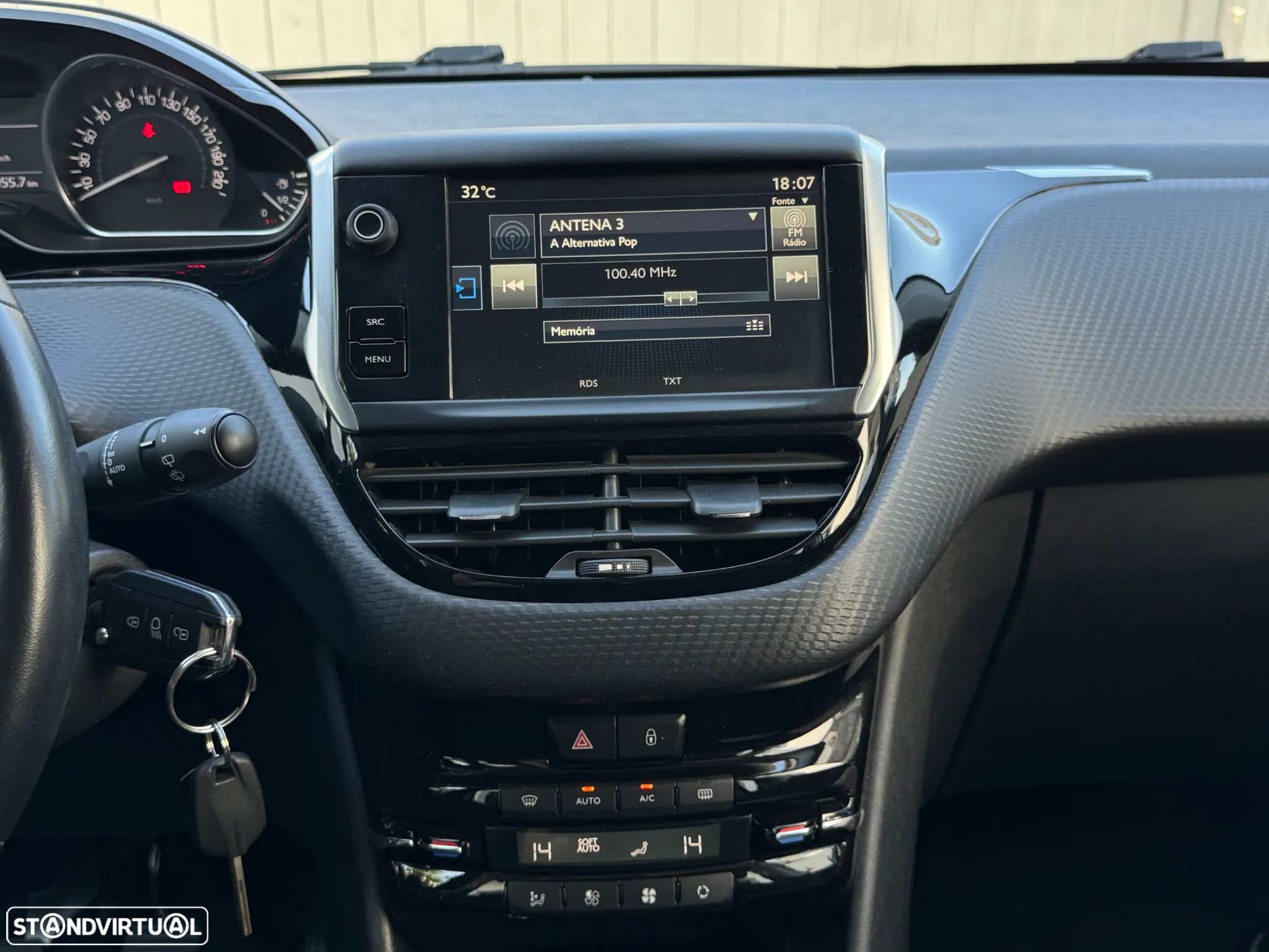 Peugeot 208 PureTech 82 Allure - 12