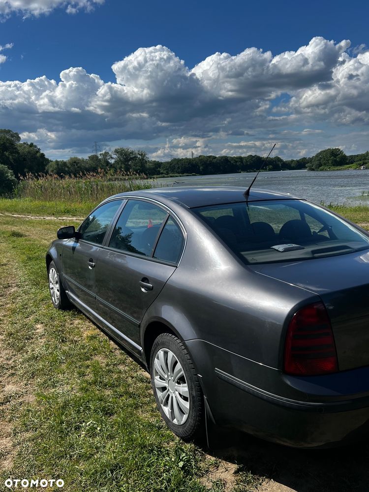 Skoda Superb 1.9 TDI Comfort - 3