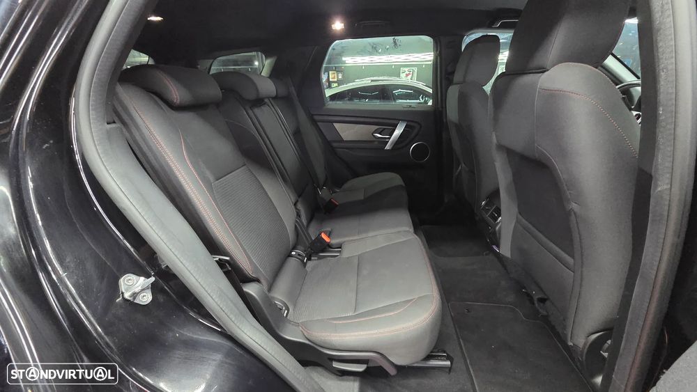 Land Rover Discovery Sport 2.0 eD4 R-Dynamic SE 7L - 15