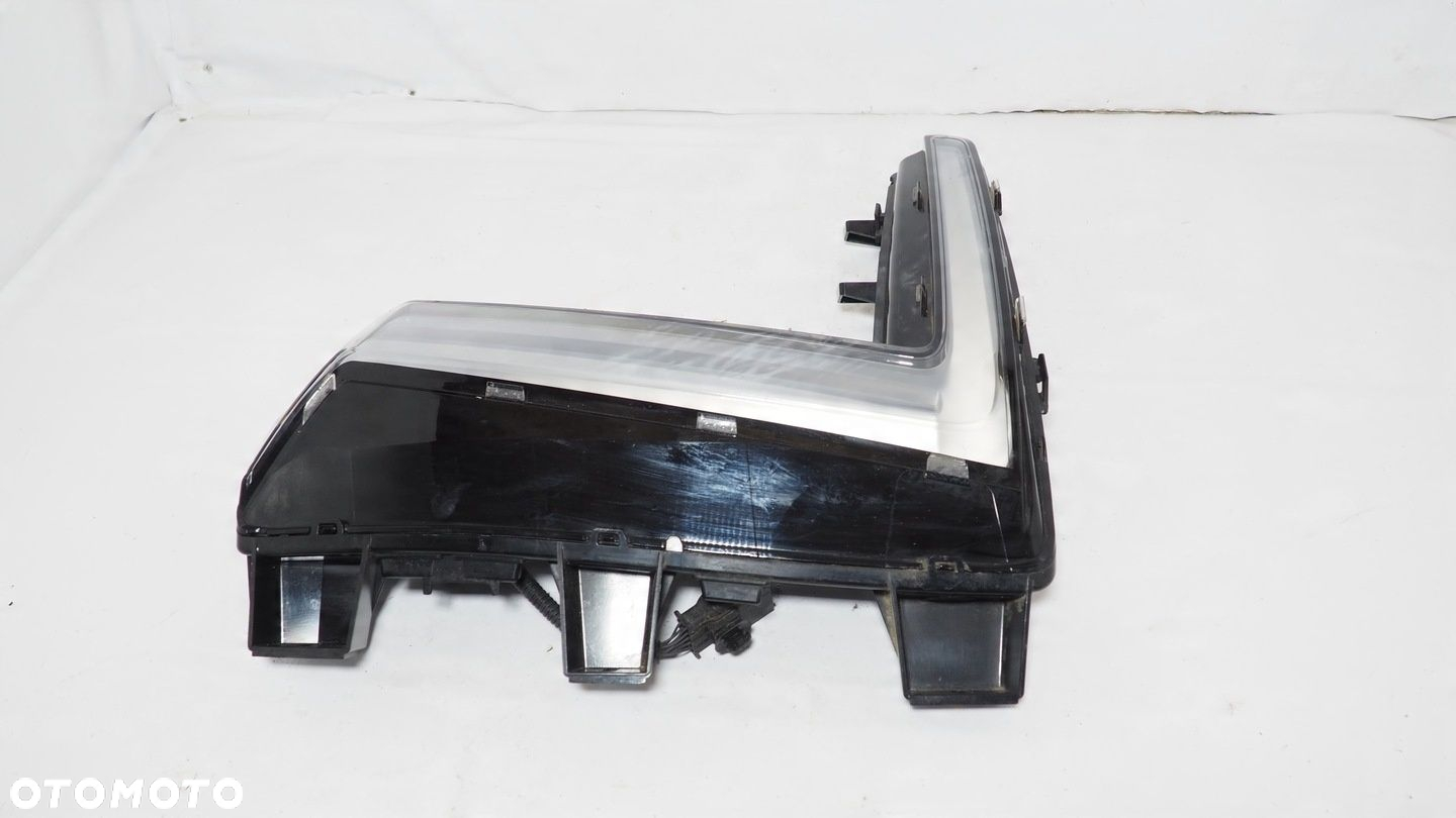 DS4 Crossover halogen LED DRL prawy przód 9815740680 - 3