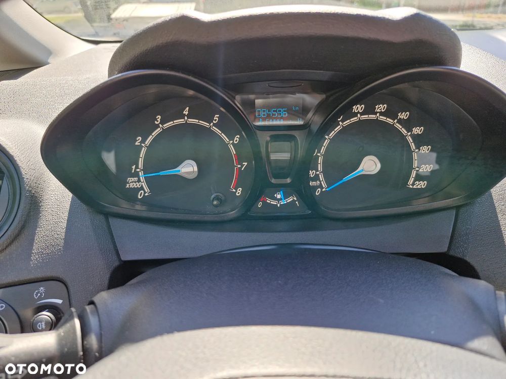 Ford Fiesta 1.25 Ambiente - 10
