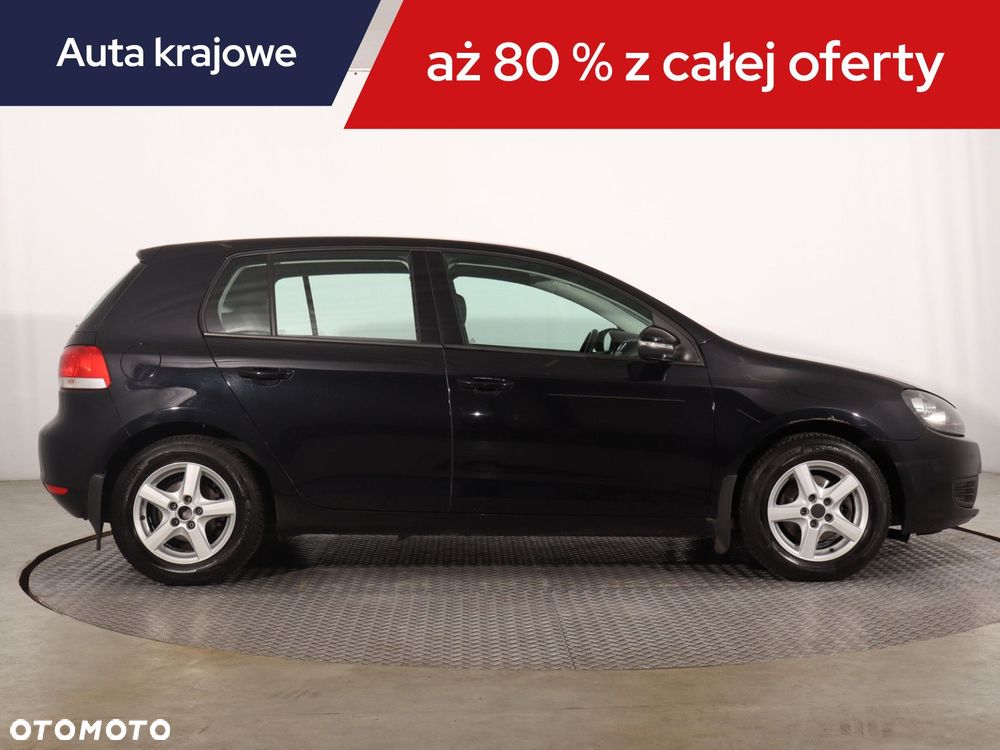 Volkswagen Golf - 8