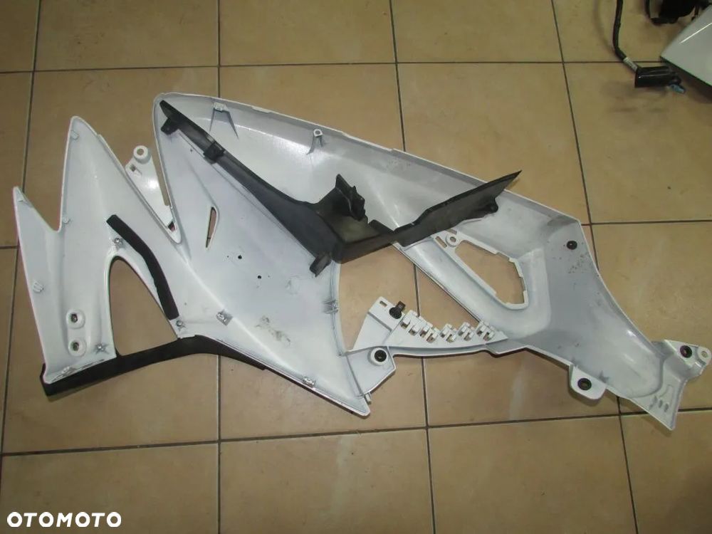 Honda NTV700 Deauville 06-13 owiewka boczek lewy - 2