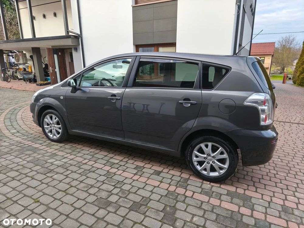 Toyota Corolla Verso 1.8 Team - 18