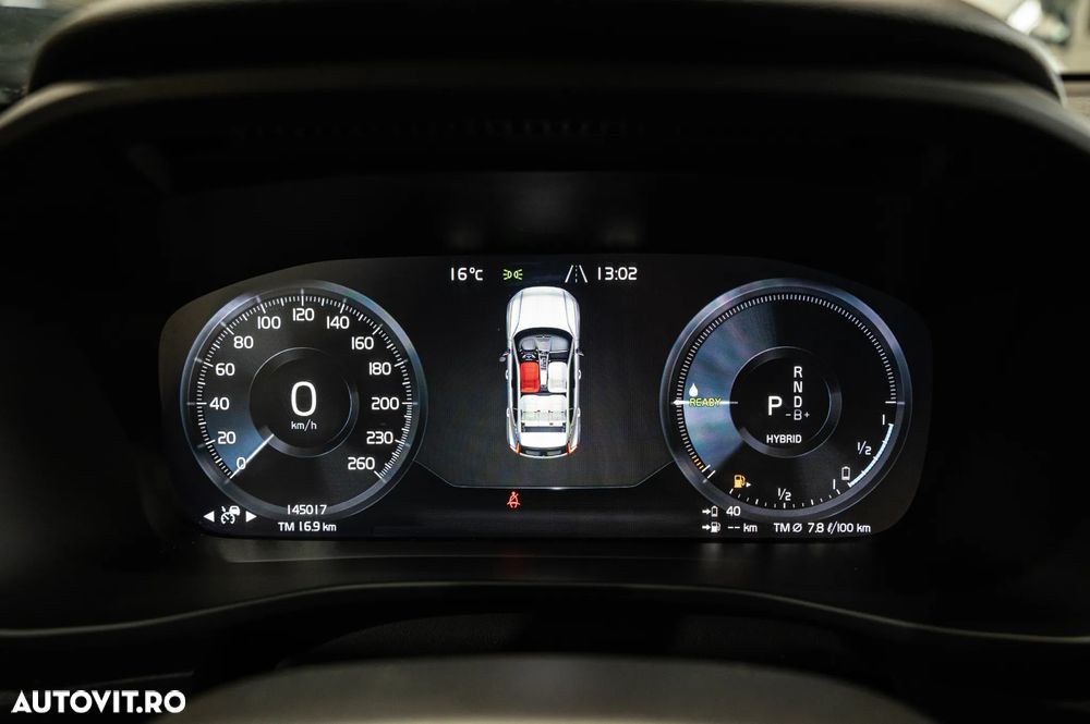 Volvo XC 40 T5 Twin Engine DKG Momentum Pro - 23