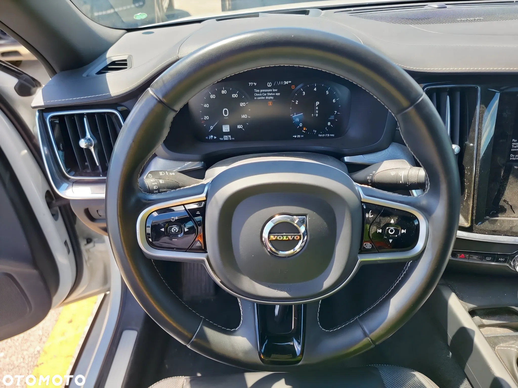Volvo S60 T6 AWD R-Design - 8