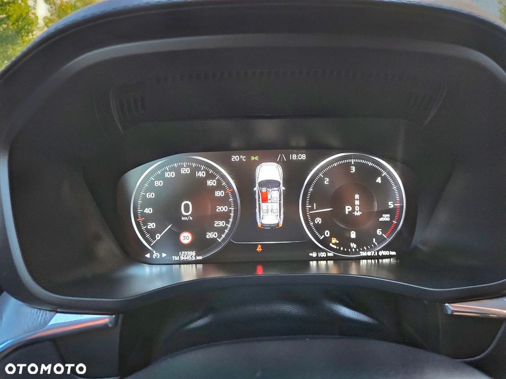 Volvo XC 60 B4 D Inscription - 35