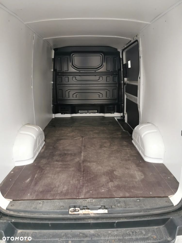 MAN TGE 3.140 2.0 TDi L3H1 VAT-1 klima średni niski Faktura Vat 23% - 11