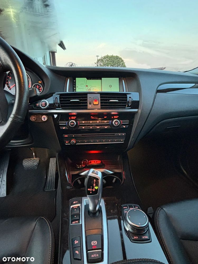 BMW X4 xDrive20i xLine - 13