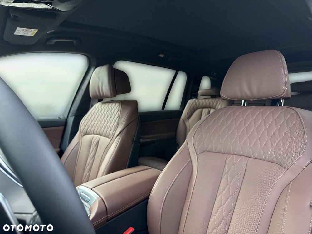 BMW X7 - 13