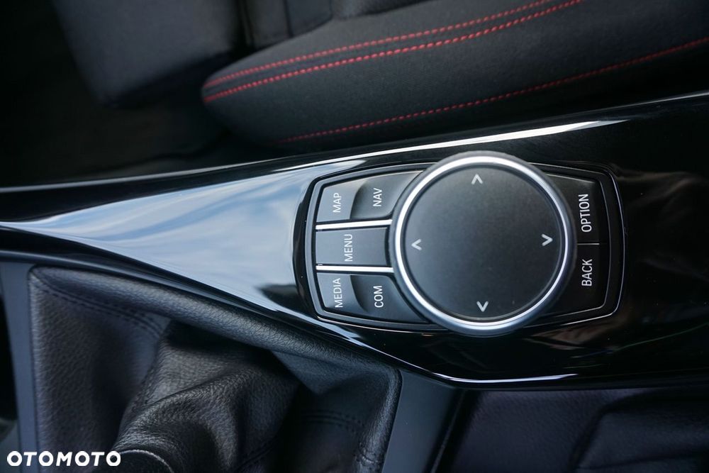 BMW Seria 1 120d Sport Line - 14