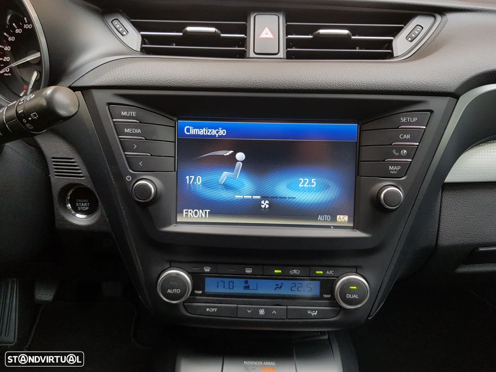 Toyota Avensis Touring Sports 2.0 D-4D Exclusive - 16