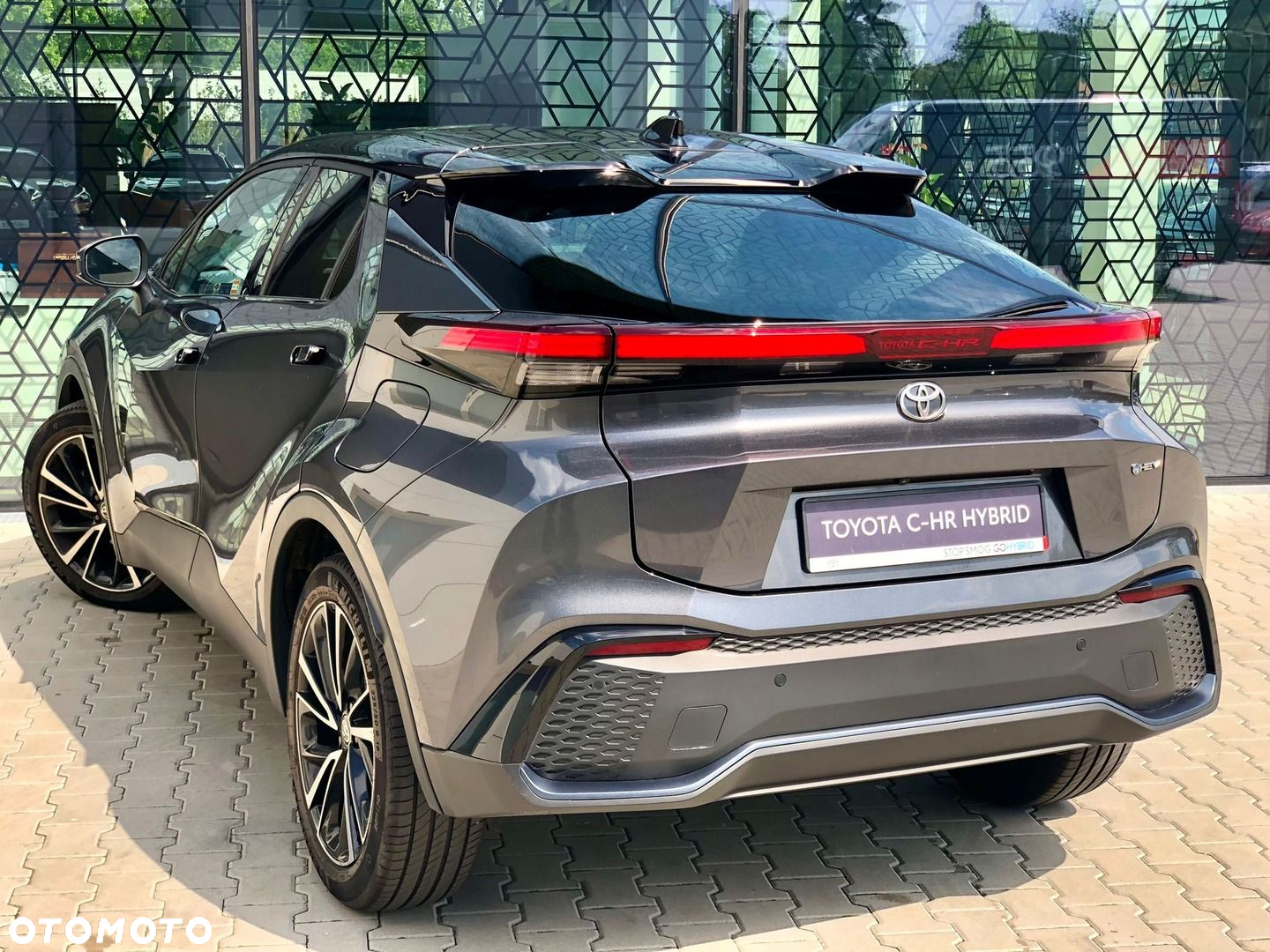 Toyota C-HR - 11
