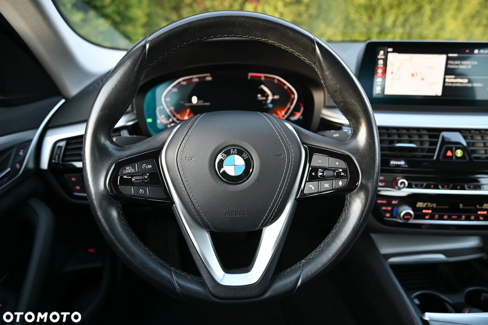 BMW Seria 5 520i GPF Business Edition - 34
