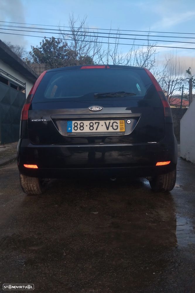 Ford Fiesta 1.25 Trend - 4