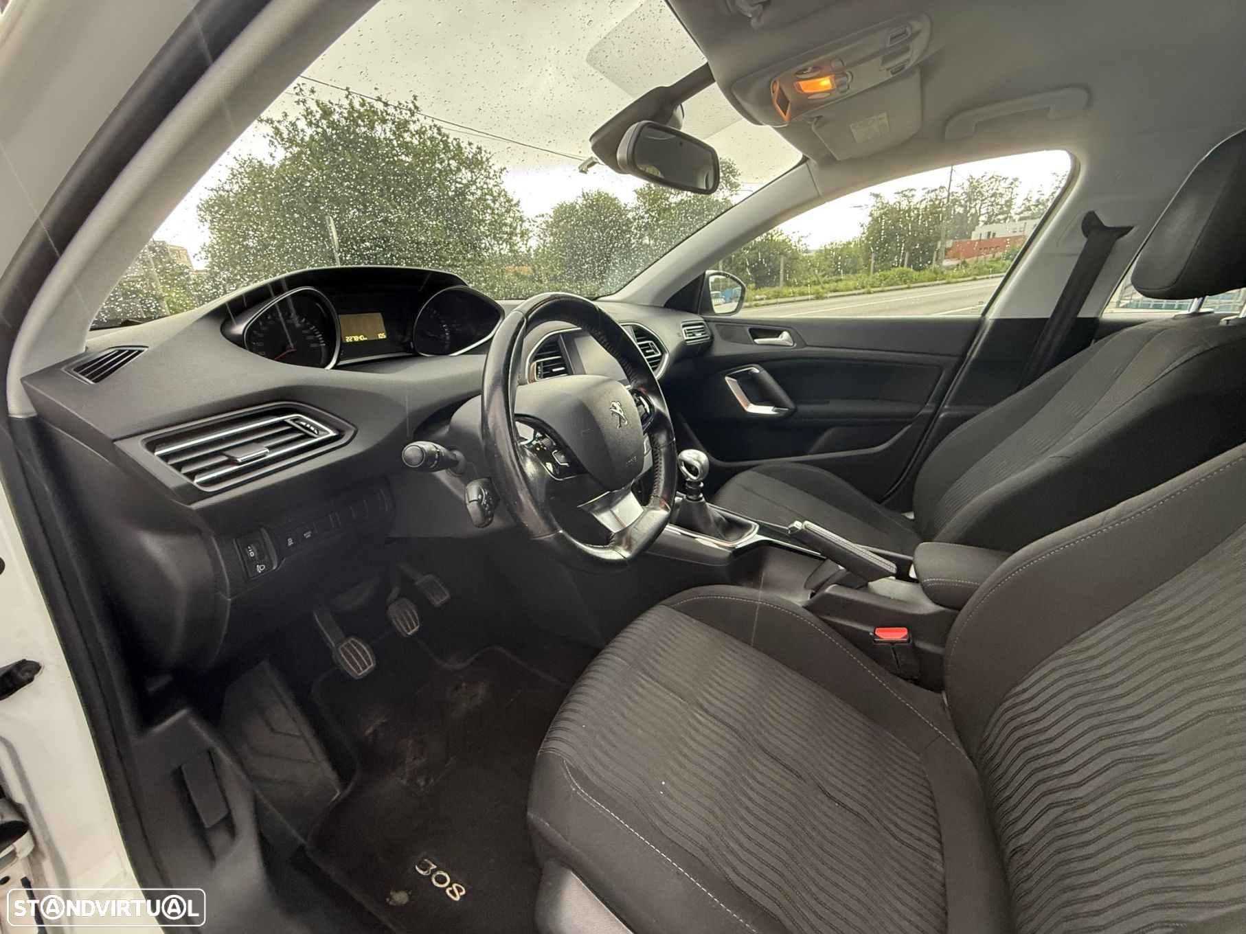 Peugeot 308 SW 1.6 BlueHDi Active - 11
