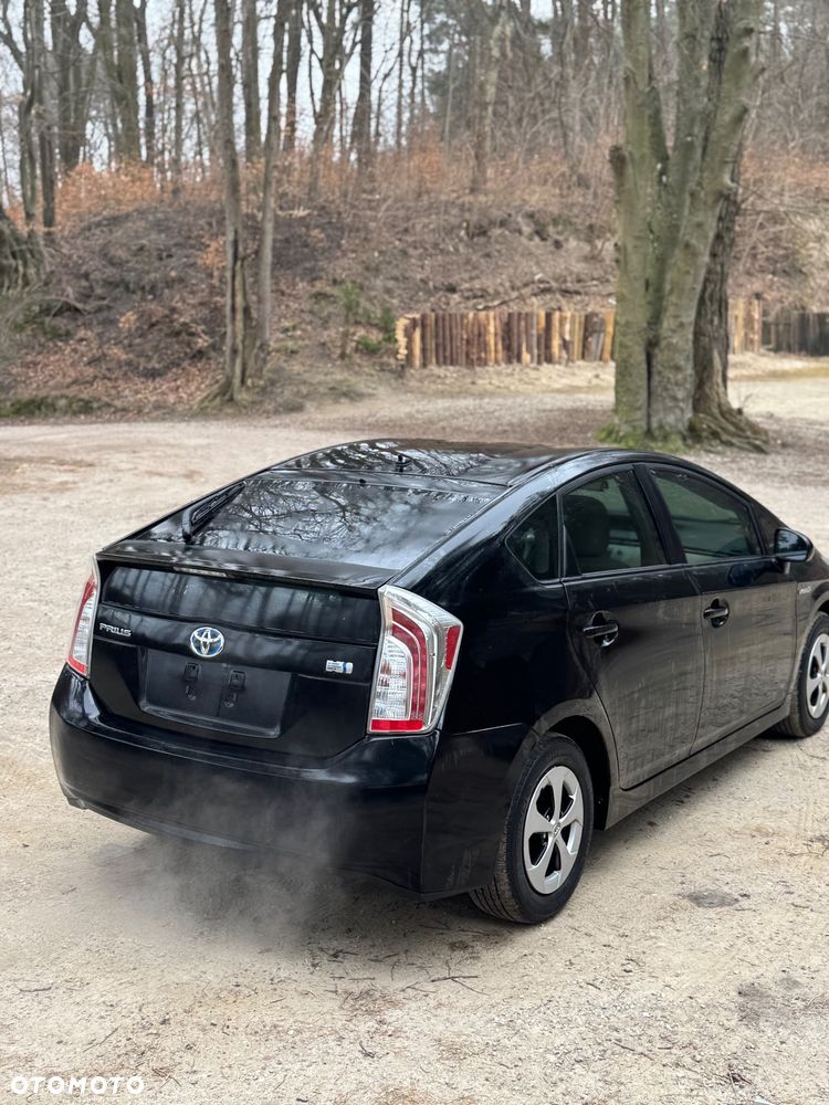 Toyota Prius 1.8 Hybrid Premium - 6