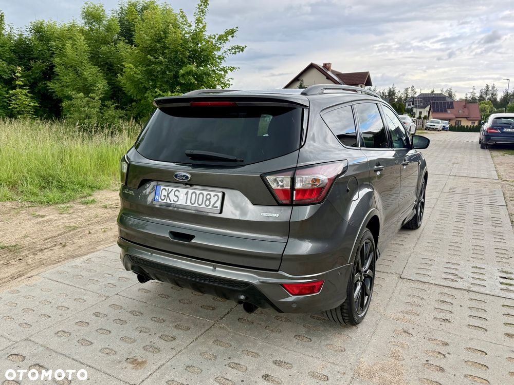 Ford Kuga 1.5 EcoBoost 2x4 ST-Line - 6