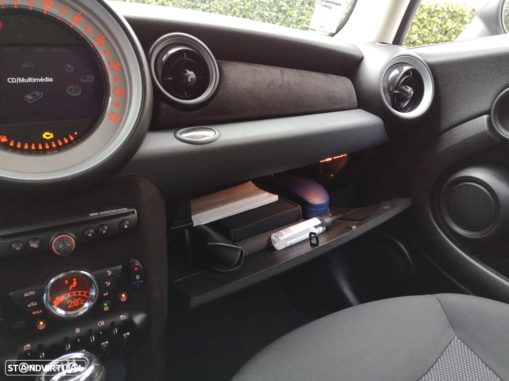 MINI 3 Portas Cooper D - 12