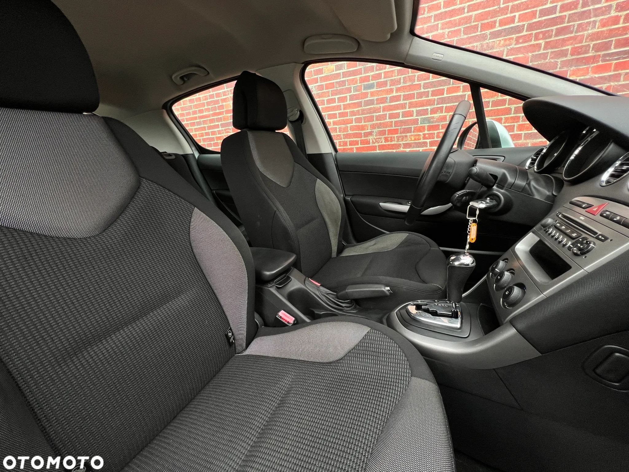 Peugeot 308 - 15