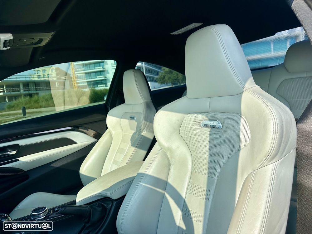 BMW M4 Auto — fotografia 13