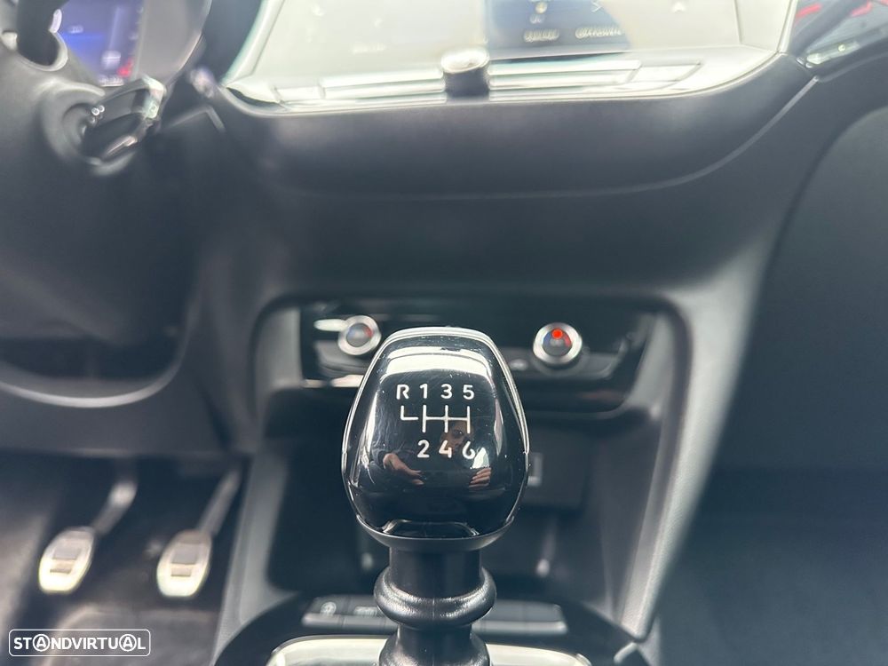 Opel Corsa 1.2 T GS - 16