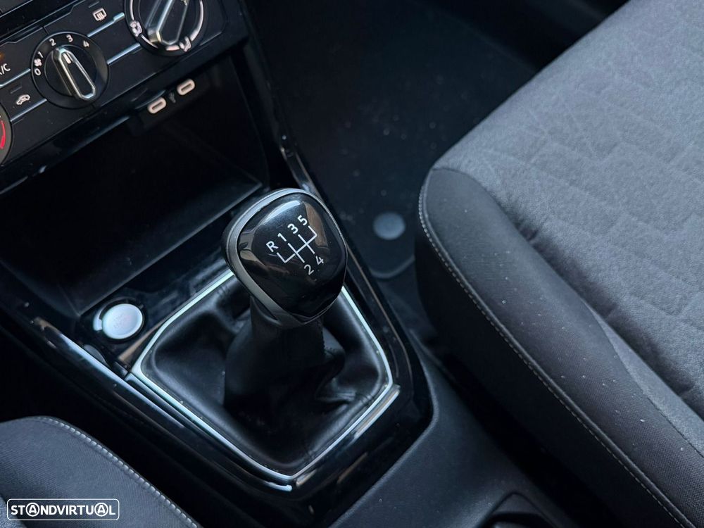 VW T-Cross 1.0 TSI Urban - 6